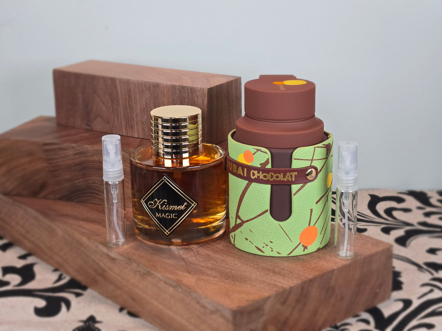 Chocolatey, spicy and woody combination - Armaf Odyssey Dubai Chocolat and Maison Alhambra Kismet Magic (Angel) - Arabian Perfume Sample 5ml/2ml