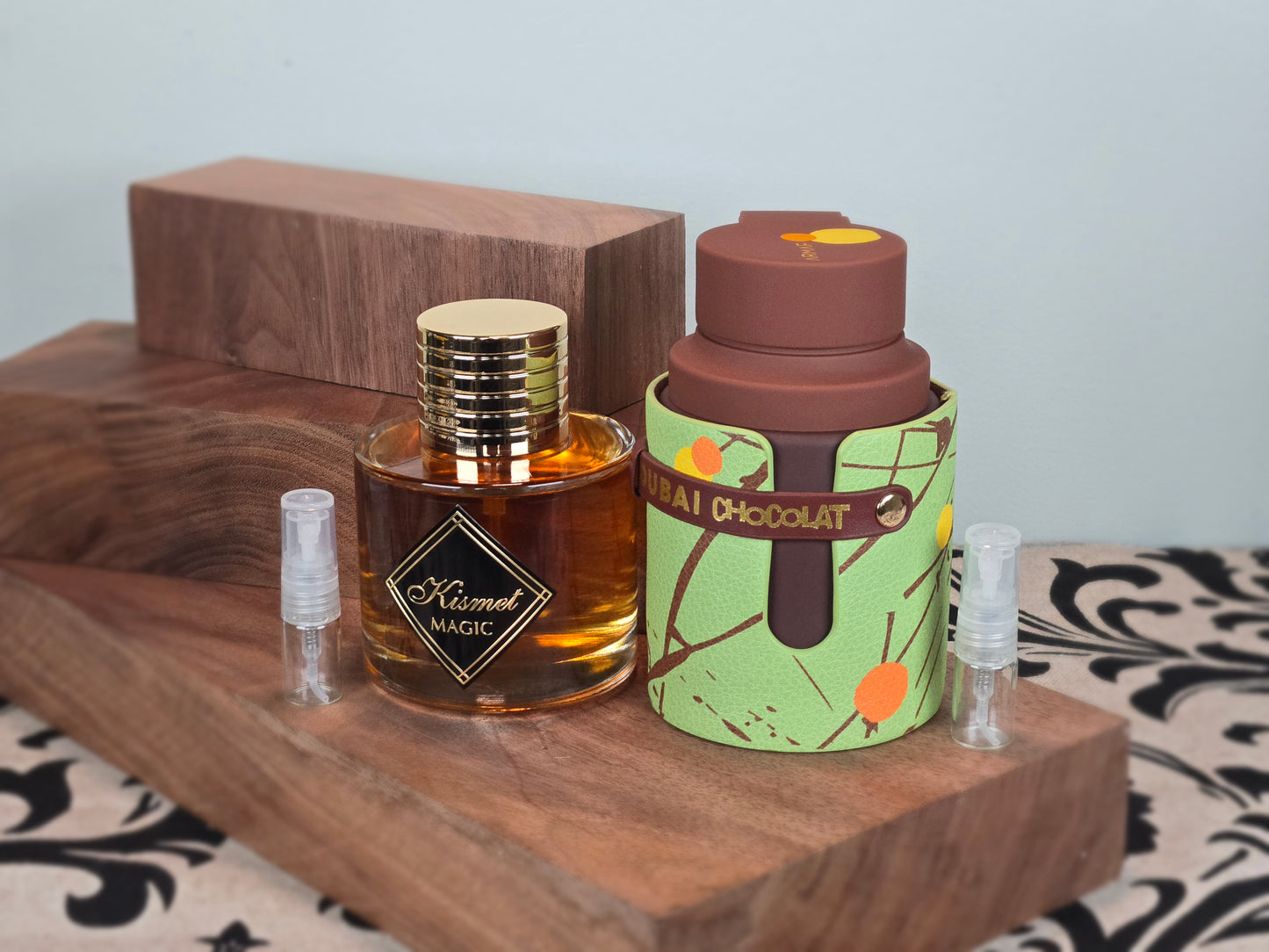 Chocolatey, spicy and woody combination - Armaf Odyssey Dubai Chocolat and Maison Alhambra Kismet Magic (Angel) - Arabian Perfume Sample 5ml/2ml