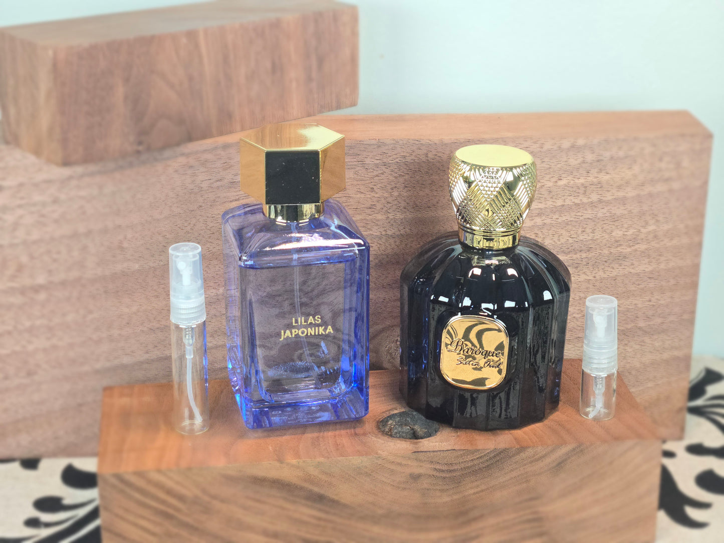 Combinaison Aquatique Boisé et Floral - Maison Alhambra Baroque Satin Oud et Zara Lilas Japonais - Échantillon de Parfum 5ml/2ml