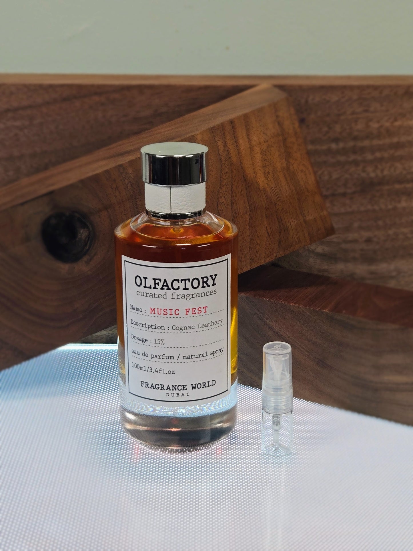 Fragrance World Olfactory Music Fest - Échantillon de Parfum 5ml/2ml - Format de Voyage - Parfum du Moyen-Orient