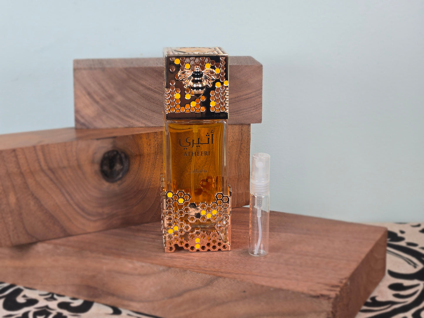 Lattafa Atheeri - Ăchantillon de Parfum 5ml/2ml - Format de Voyage - Parfum du Moyen-Orient