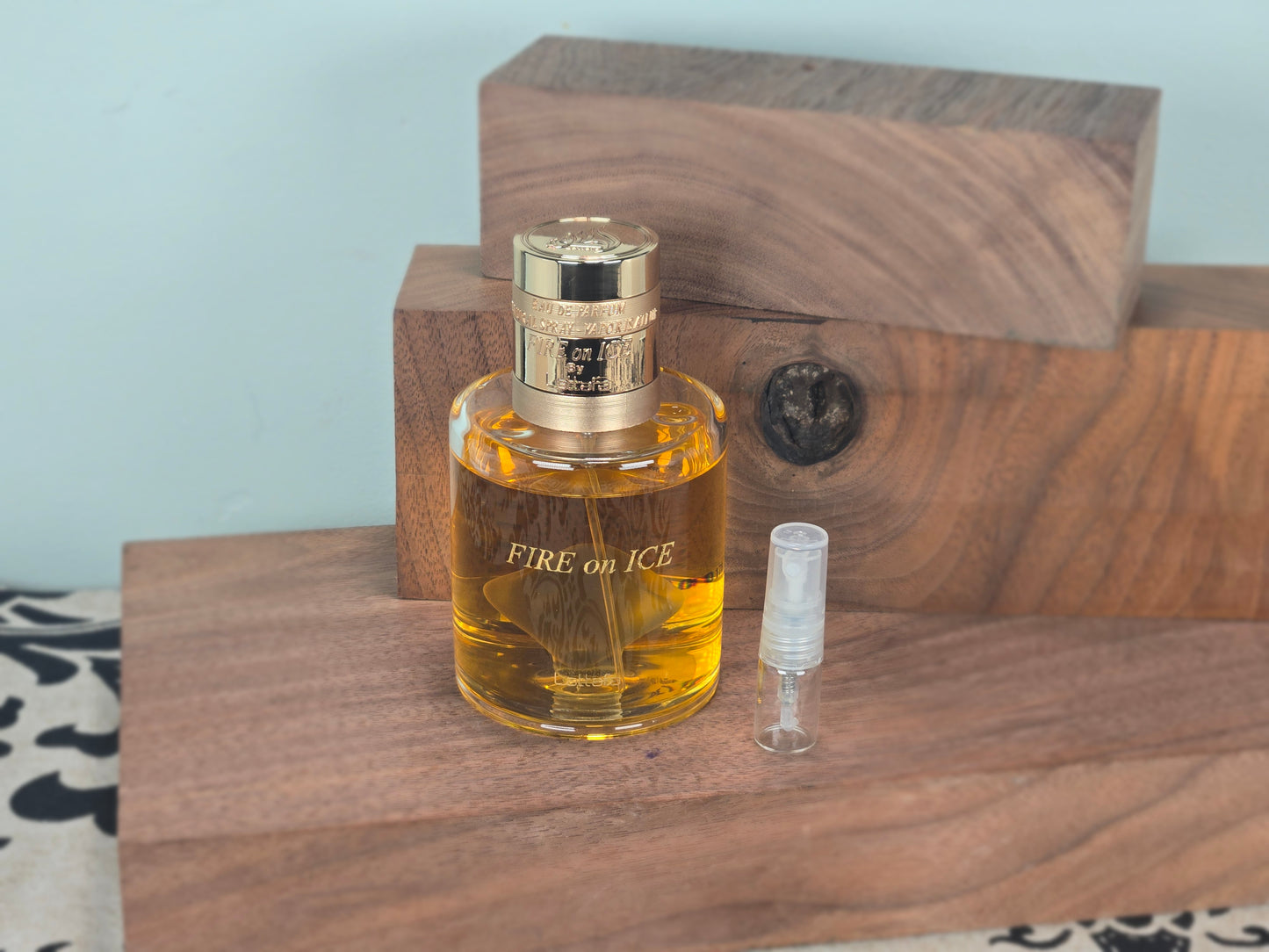 Lattafa Fire On Ice - Perfume Sample 5ml/2ml - Travel Size - Middle Eastern Fragrance