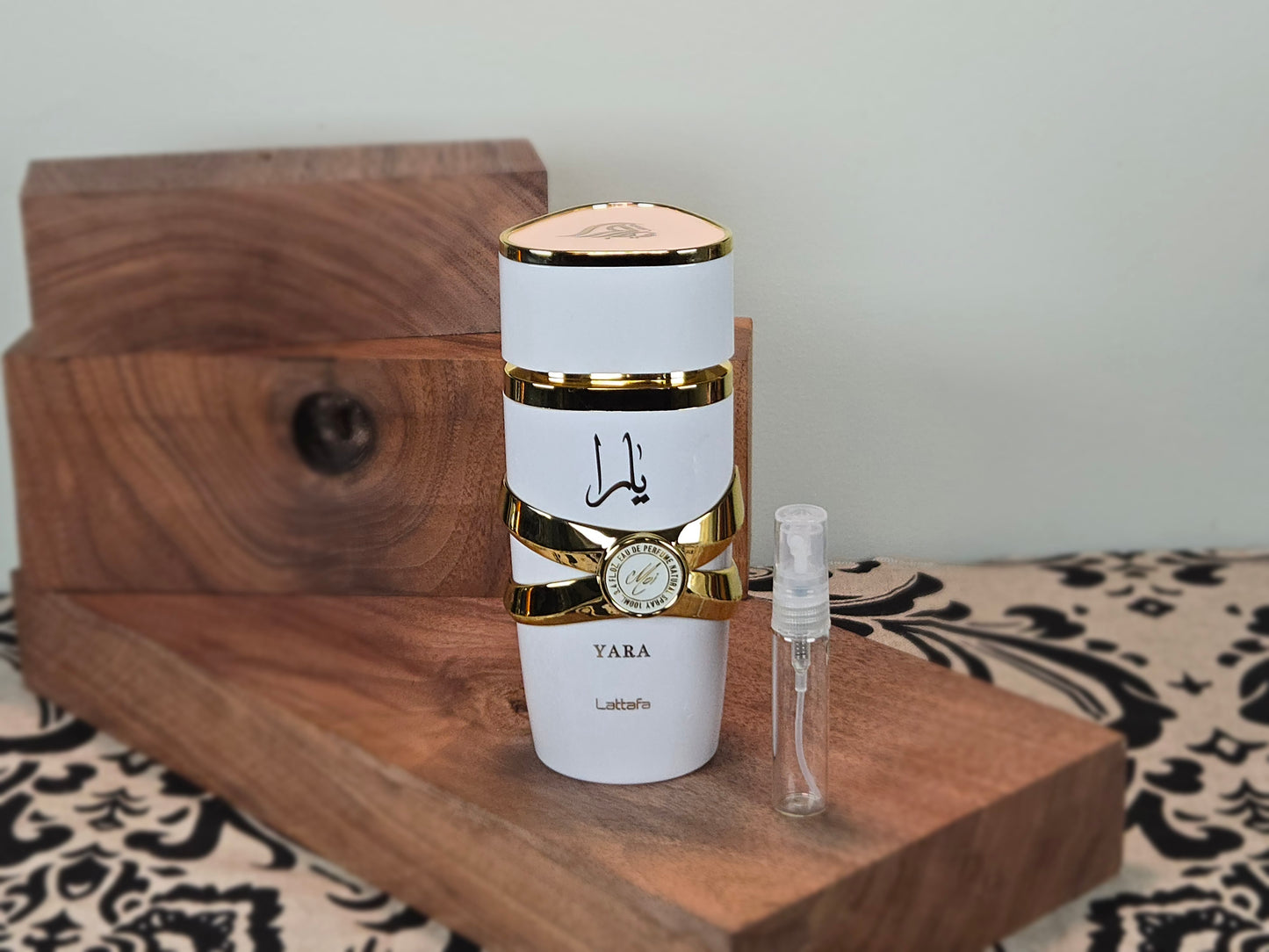 Lattafa Yara Moi - Perfume Sample 5ml/2ml - Travel Size - Middle Eastern Fragrance