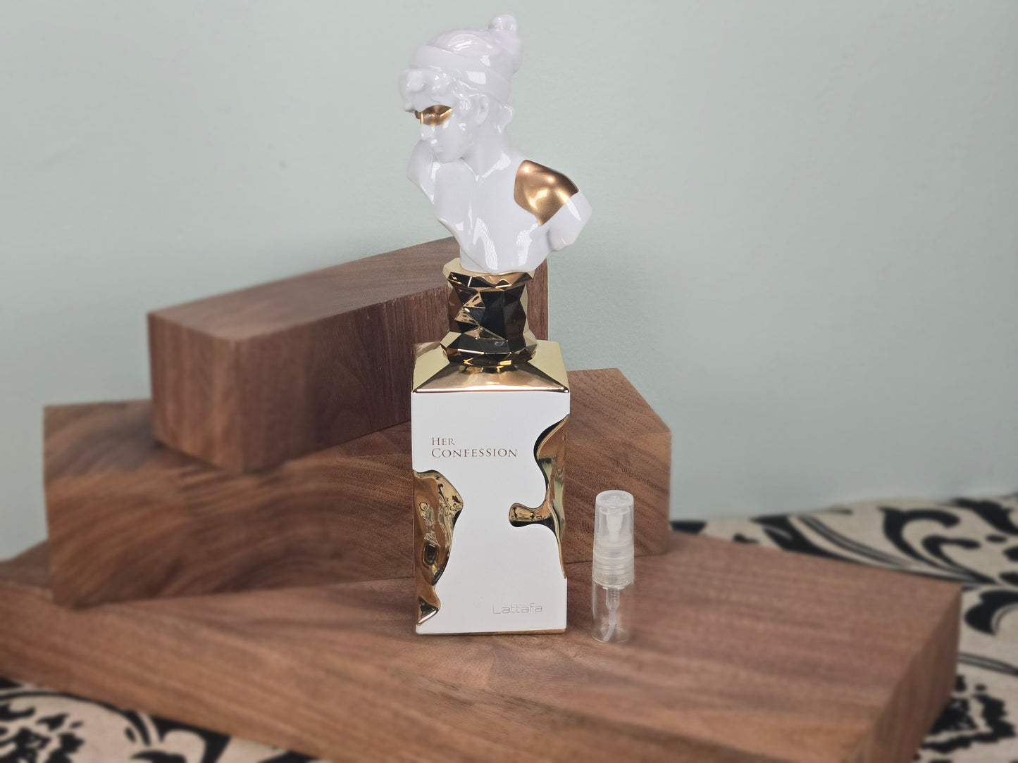 Lattafa Her Confession - Arabian Perfume Sample 5ml/2ml - Travel Size