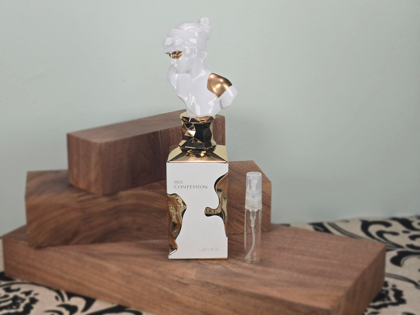 Lattafa Her Confession - Arabian Perfume Sample 5ml/2ml - Travel Size