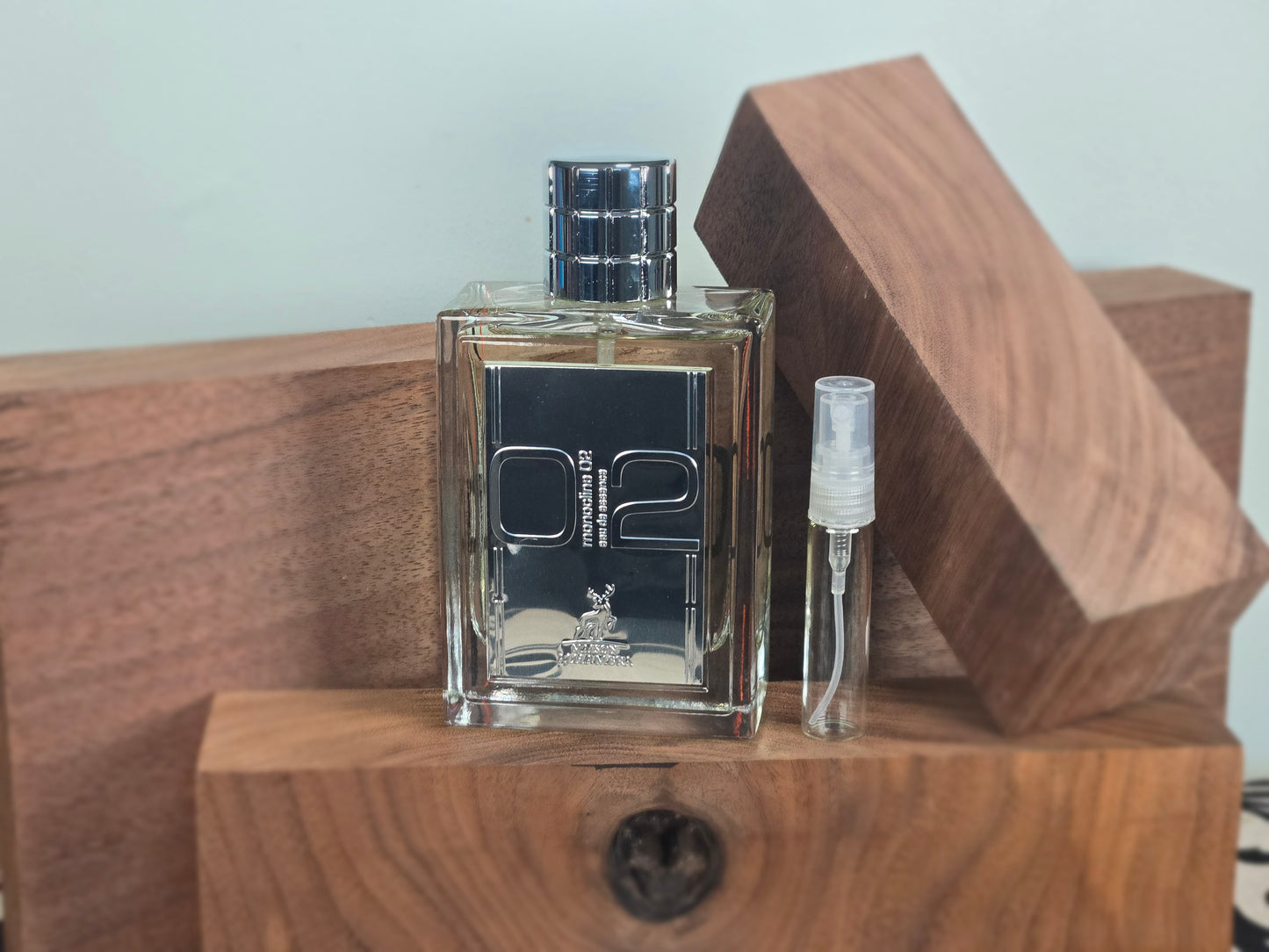 Maison Alhambra Monocline 02 - Échantillon de Parfum 5ml/2ml - Format de Voyage - Parfum du Moyen-Orient