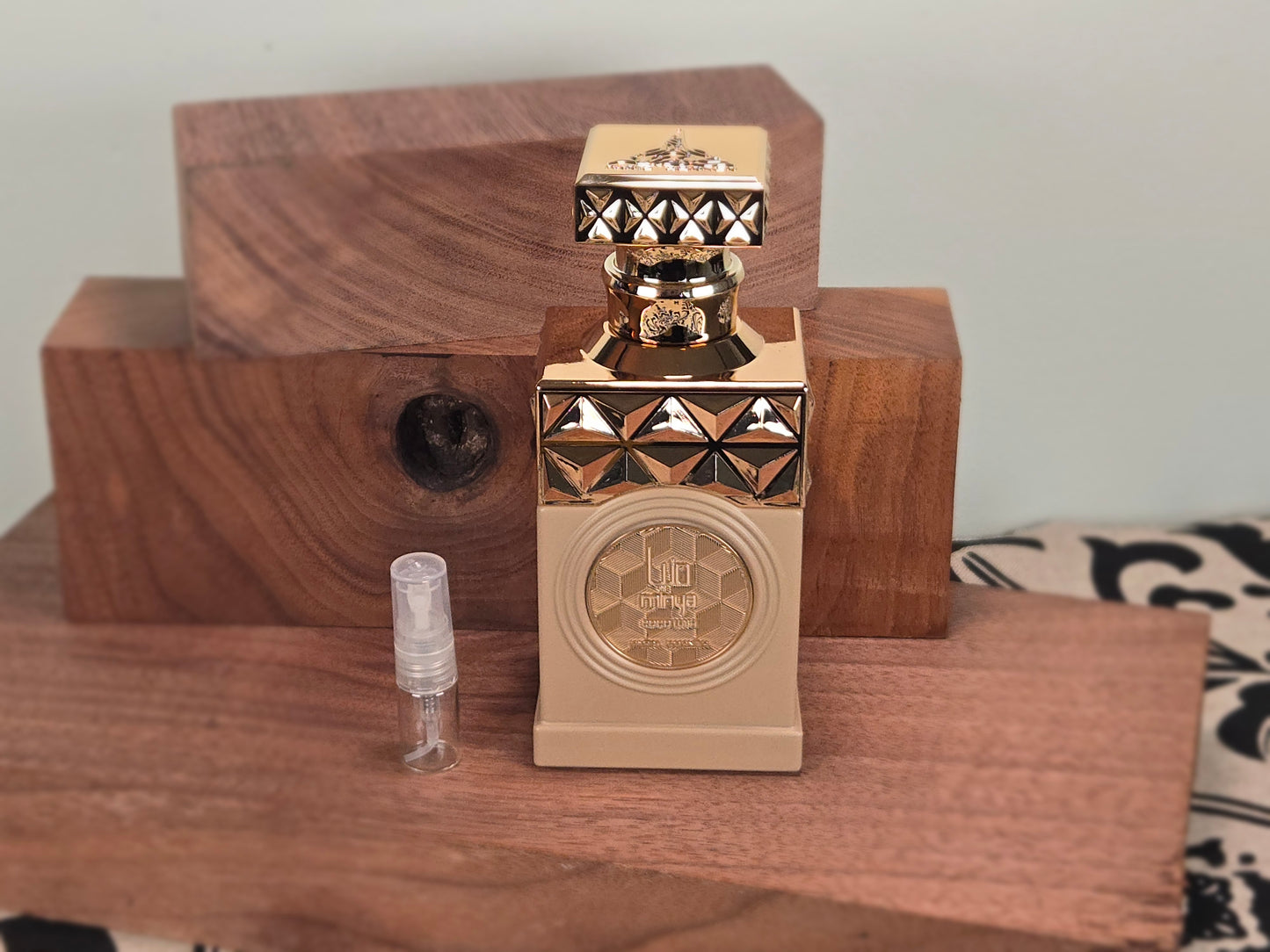Paris Corner Minya Coco Lush - Échantillon de Parfum 5ml/2ml - Format de Voyage - Parfum du Moyen-Orient
