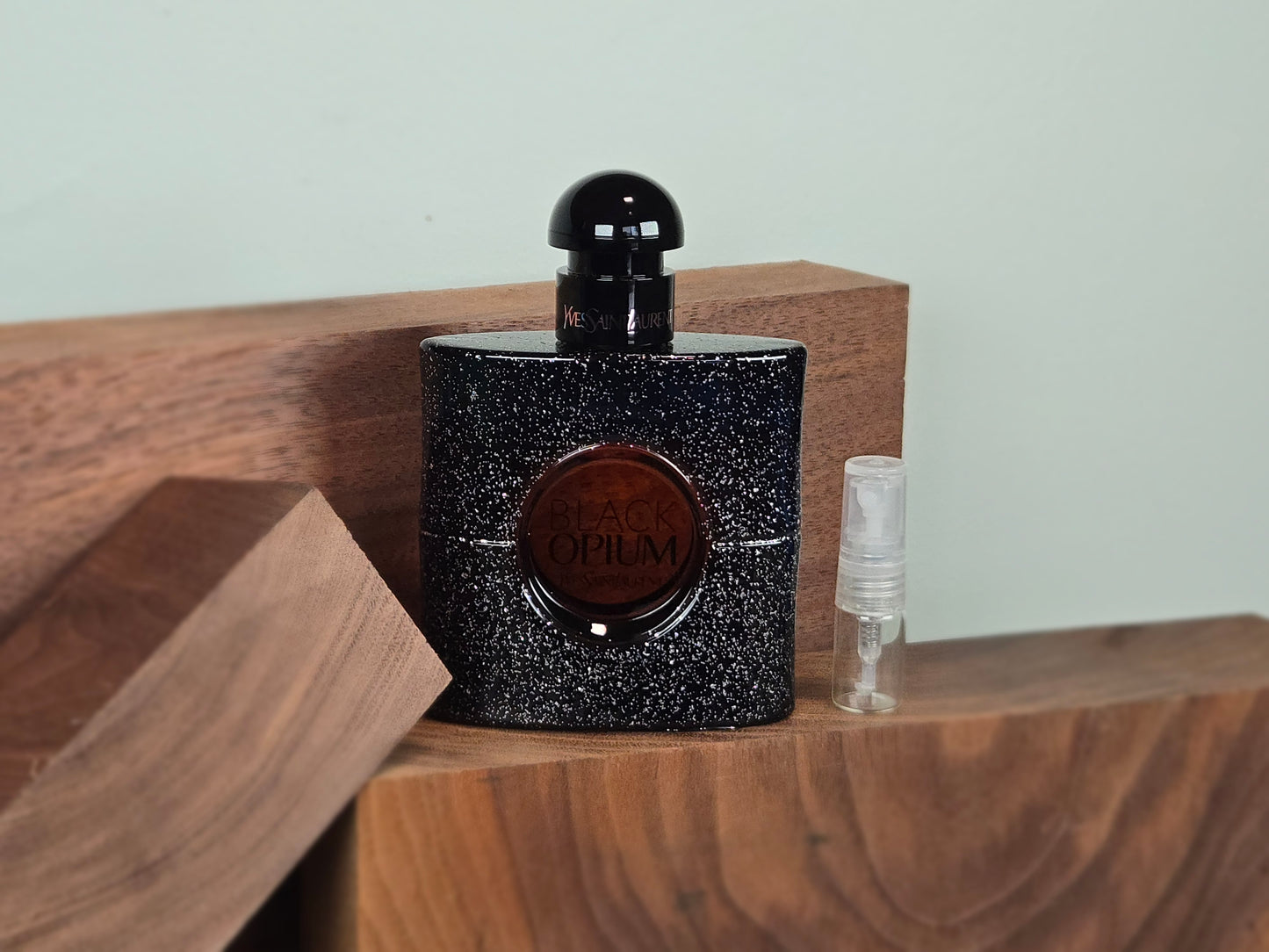 Yves Saint-Laurent Black Opium Intense - Échantillon de Parfum Designer 5ml/2ml - Format de Voyage