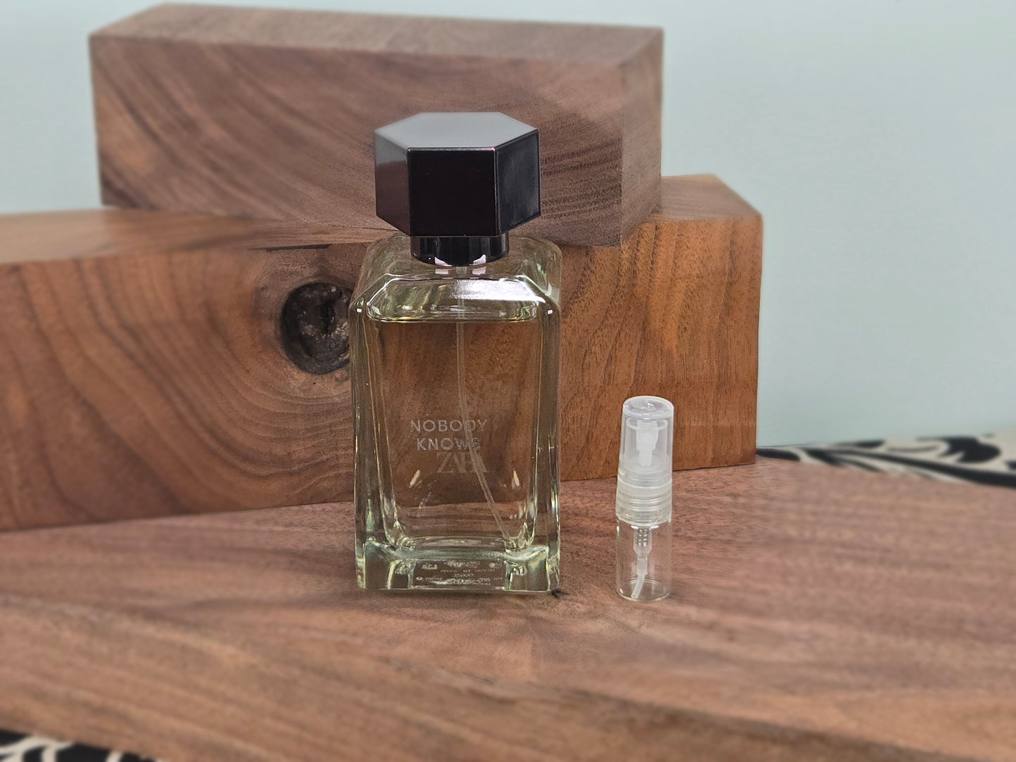 Zara Nobody knows - Perfume Sample 5ml/2ml - Affordable Travel Size