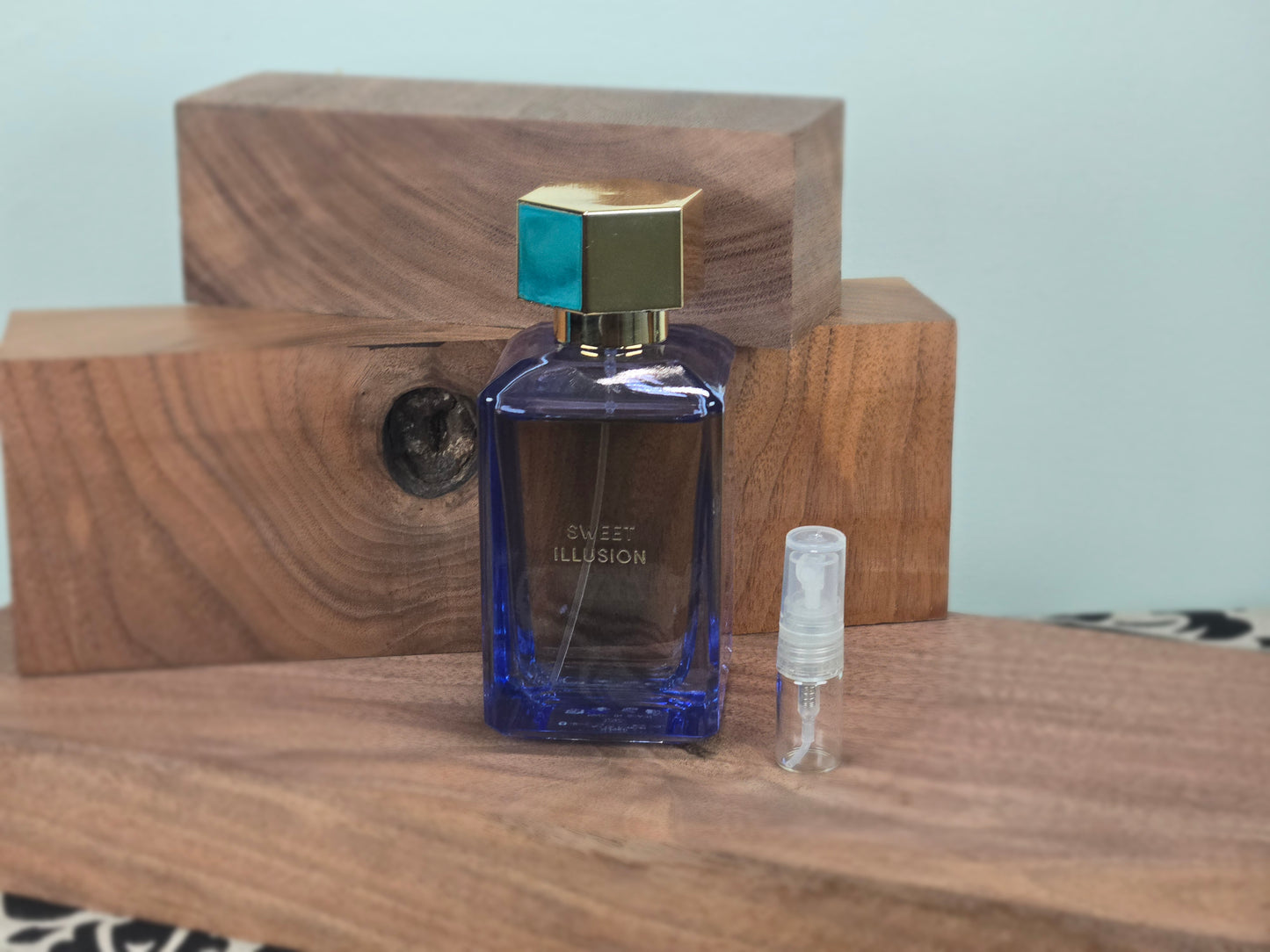 Zara Sweet Illusion - Perfume Sample 5ml/2ml - Affordable Travel Size