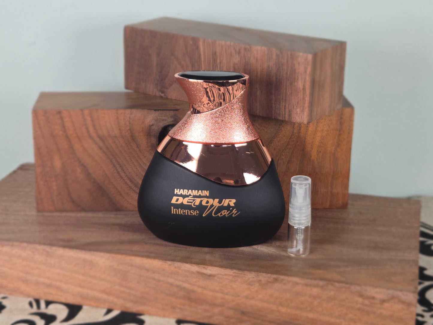 Al Haramain Detour Noir Intense - Perfume Sample 5ml/2ml - Travel Size - Middle Eastern Fragrance