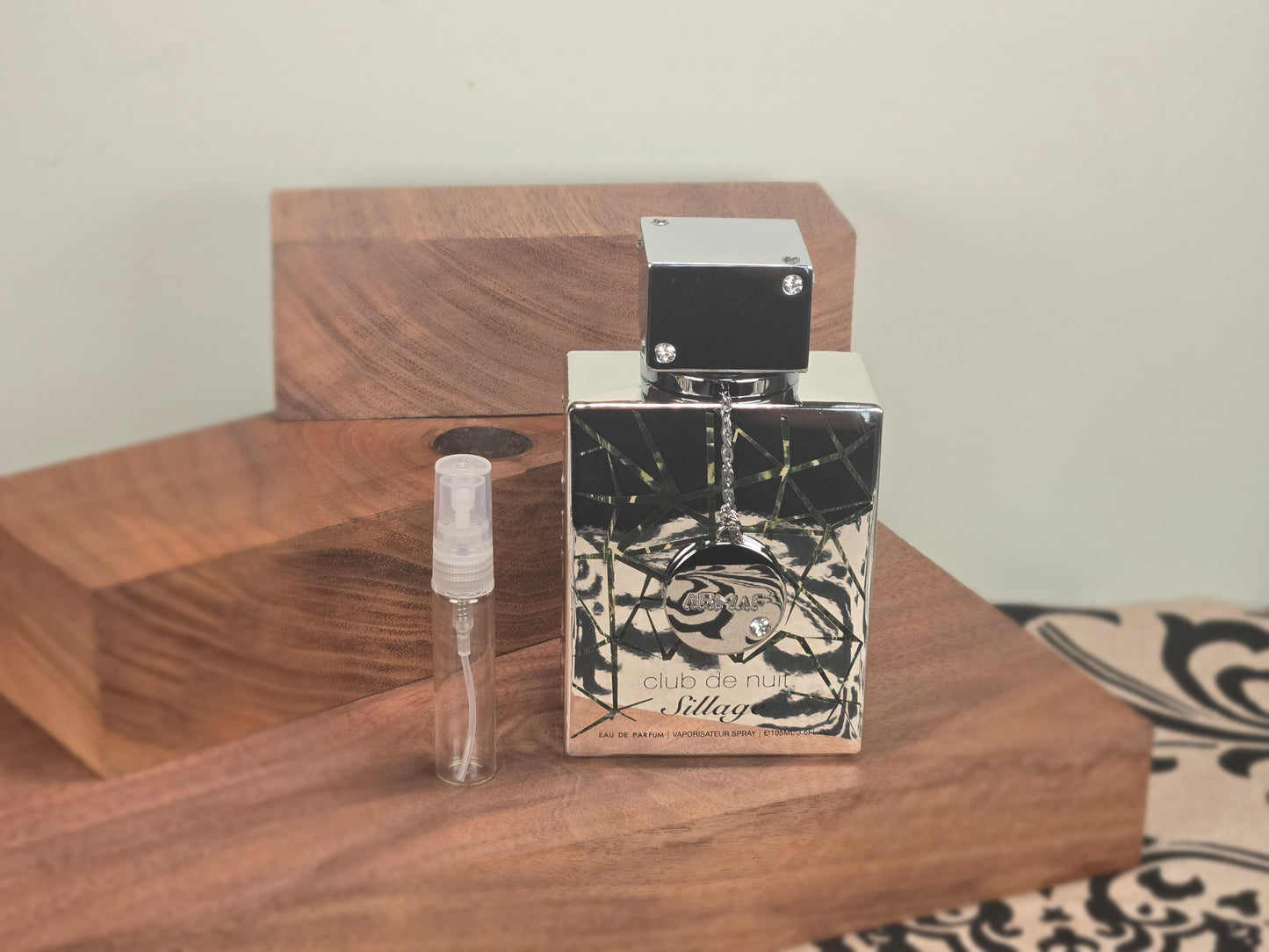 Armaf Club de Nuit Sillage - Perfume Sample 5ml/2ml - Travel Size - Middle Eastern Fragrance