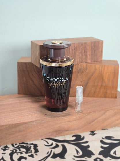 Fragrance World Chocola Addict - Échantillon de Parfum 5ml/2ml - Format de Voyage - Parfum du Moyen-Orient