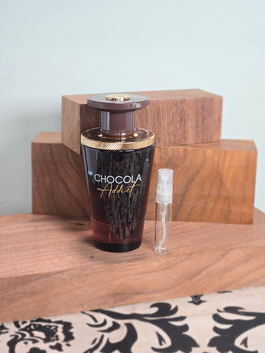 Fragrance World Chocola Addict - Échantillon de Parfum 5ml/2ml - Format de Voyage - Parfum du Moyen-Orient
