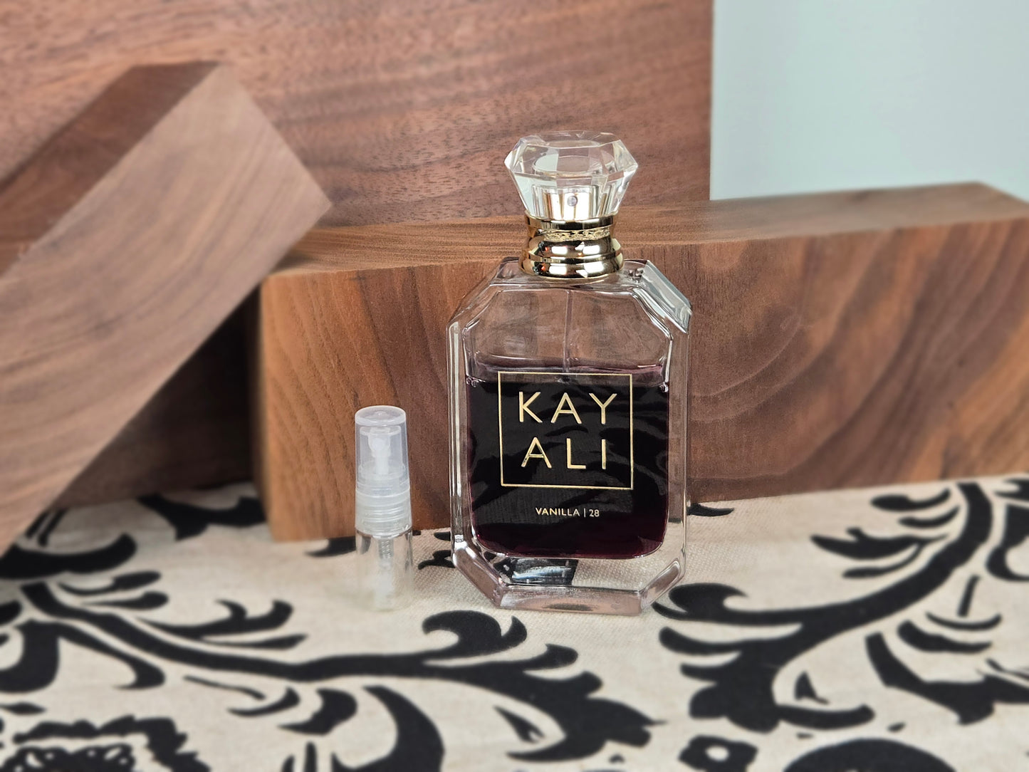 Kayali Vanilla 28 - Échantillon de Parfum 5ml/2ml - Format de Voyage - Parfum du Moyen-Orient