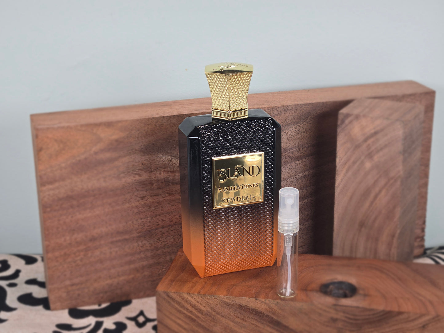 Khadlaj Island Vanilla Dunes - Perfume Sample 5ml/2ml - Travel Size - Middle Eastern Fragrance