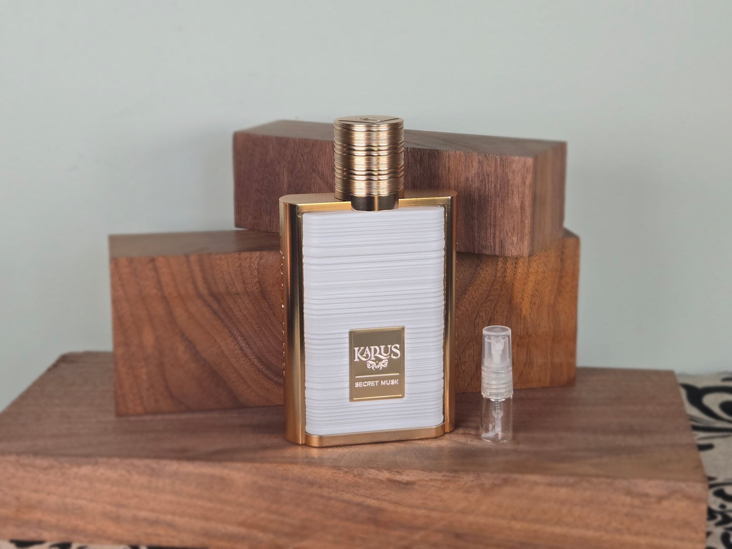 Khadlaj Karus Secret Musk - Perfume Sample 5ml/2ml - Travel Size - Middle Eastern Fragrance