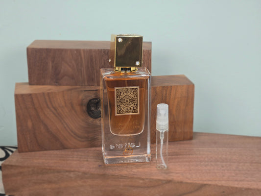 Lattafa Ana Abiyedh Poudree - Échantillon de Parfum 5ml/2ml - Format de Voyage - Parfum du Moyen-Orient