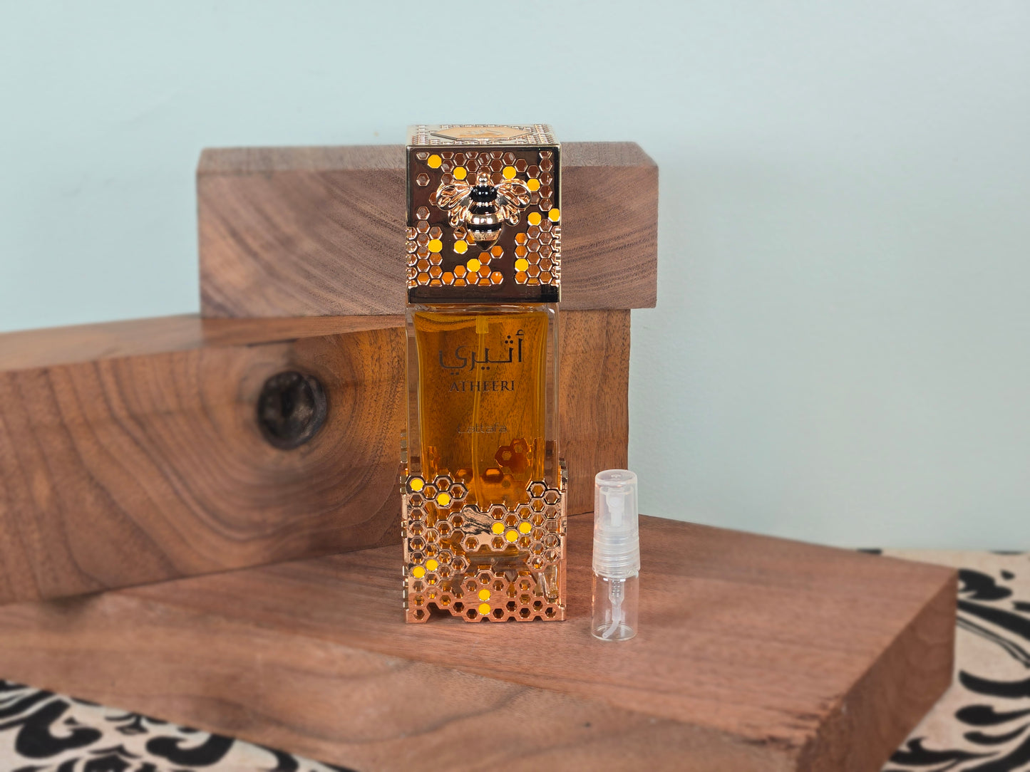 Lattafa Atheeri - Échantillon de Parfum 5ml/2ml - Format de Voyage - Parfum du Moyen-Orient