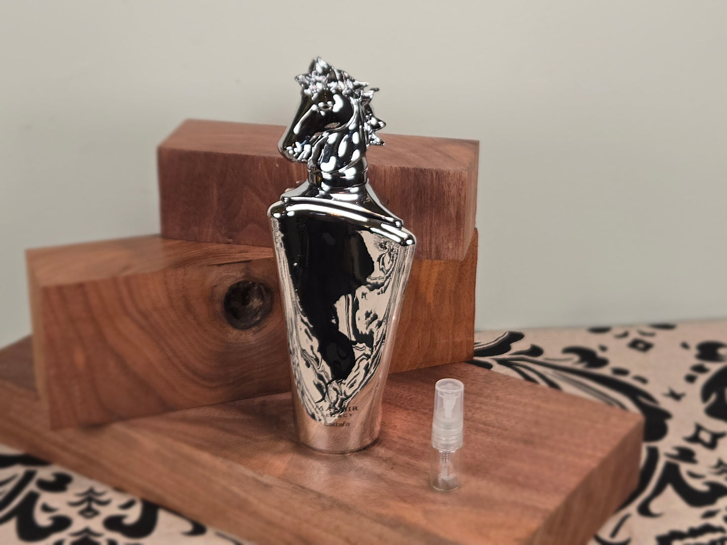 Lattafa Maahir Legacy - Échantillon de Parfum 5ml/2ml - Format de Voyage - Parfum du Moyen-Orient