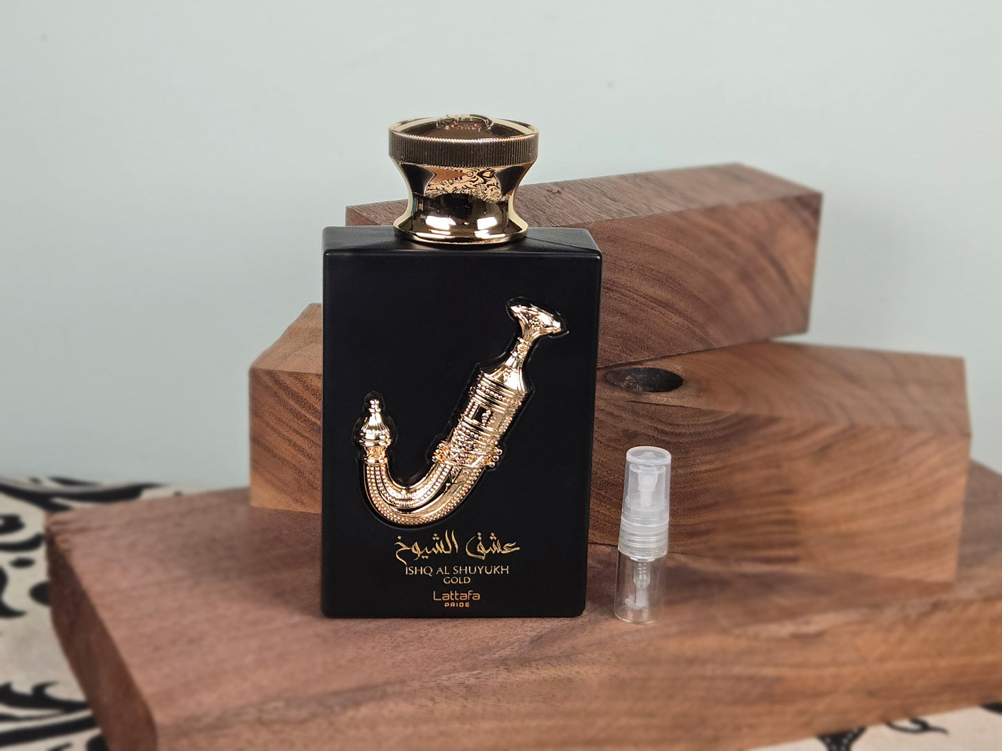 Lattafa Ishq Al Shuyukh Gold - Échantillon de Parfum Arabe 5ml/2ml - Format de Voyage