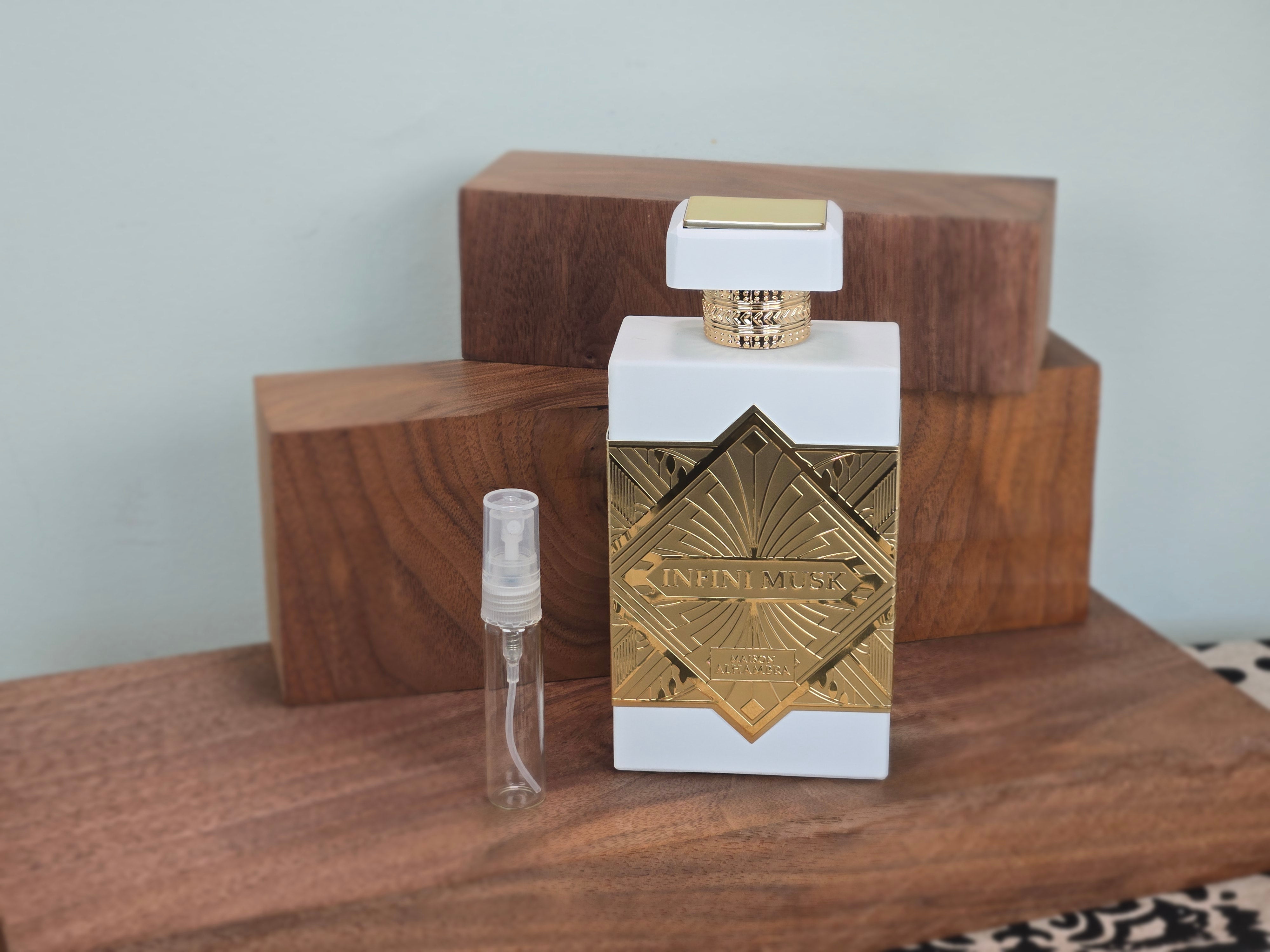 Maison Alhambra Infini Musk - Perfume Sample 5ml/2ml - Travel Size