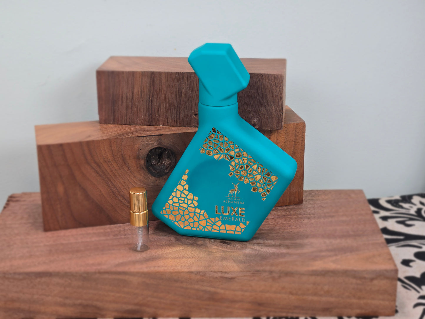 Maison Alhambra Luxe Emerald - Perfume Sample 5ml/2ml - Travel Size - Middle Eastern Perfume