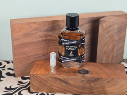 Maison Alhambra Victoria Flower - Perfume Sample 5ml/2ml - Travel Size - Middle Eastern Fragrance