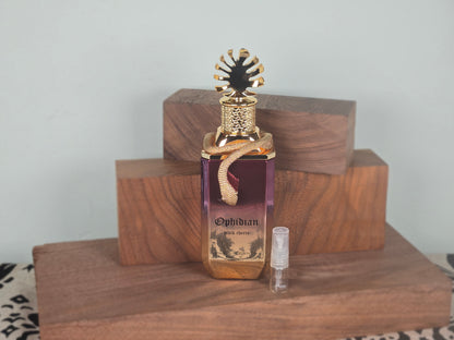 Paris Corner Ophidian Black Cherry - Échantillon de Parfum 5ml/2ml - Format de Voyage - Parfum du Moyen-Orient