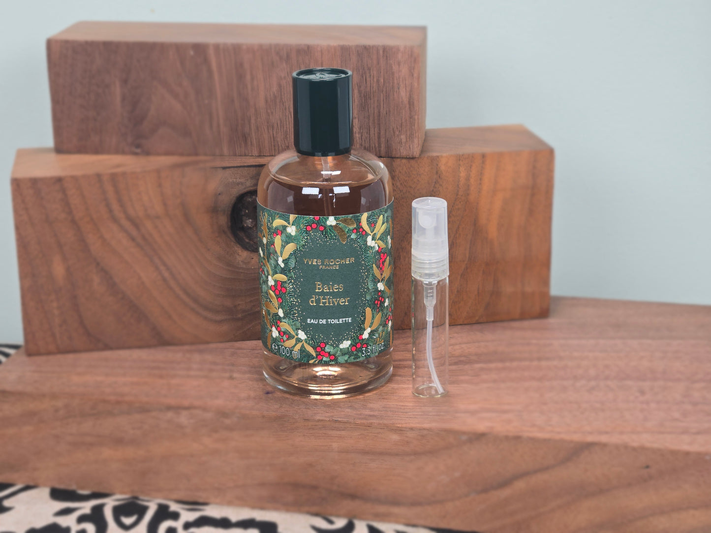 Yves Rocher Baies d'Hiver - Échantillon de Parfum 5ml/2ml - Format de Voyage Abordable